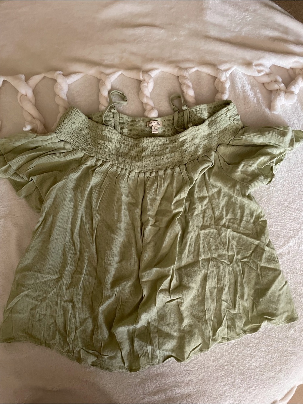 Lily White boho style Sage Green Off-Shoulder Smocked Blouse size large